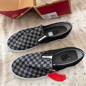 Classic Slip-on Gray Checkered Vans NWT Size 11 Men’s